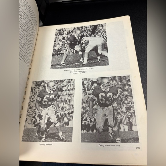 🏈 "Hot Line to Victory" by Ohio State University Buckeyes Coach Woody Hayes - Picture 9 of 14